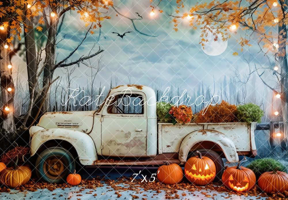 Fondo de camión vintage de Halloween con árbol de arce diseñado por Patty Roberts