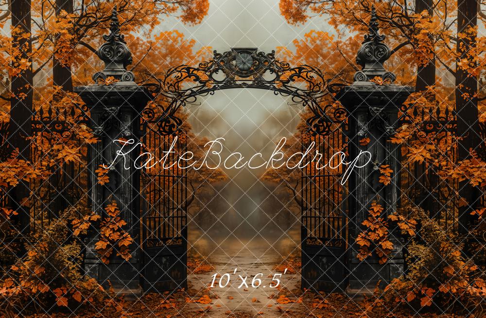 Fall Black Vintage Iron Gate Maple Tree Foto Achtergrond Designed by Emetselch