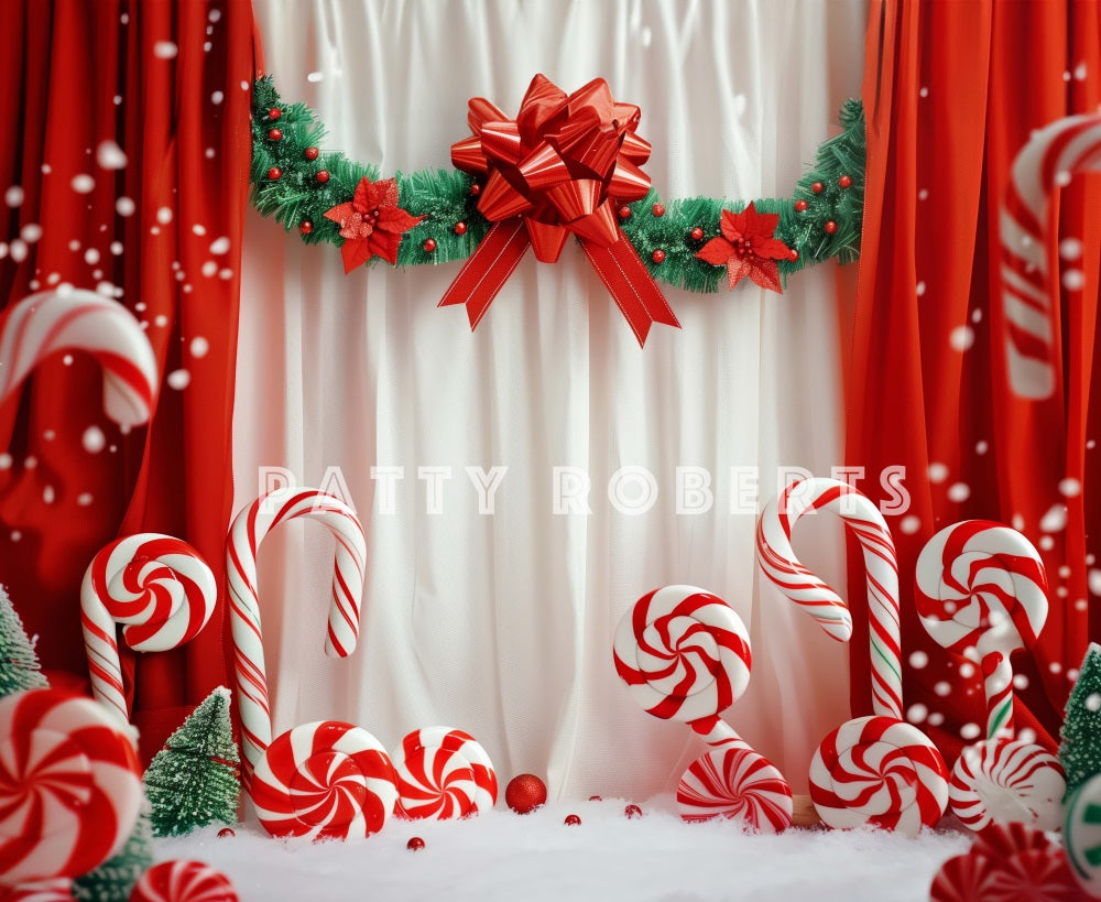 Caramelos de Navidad en Cortinas Rojas Diseñado por Patty Robert