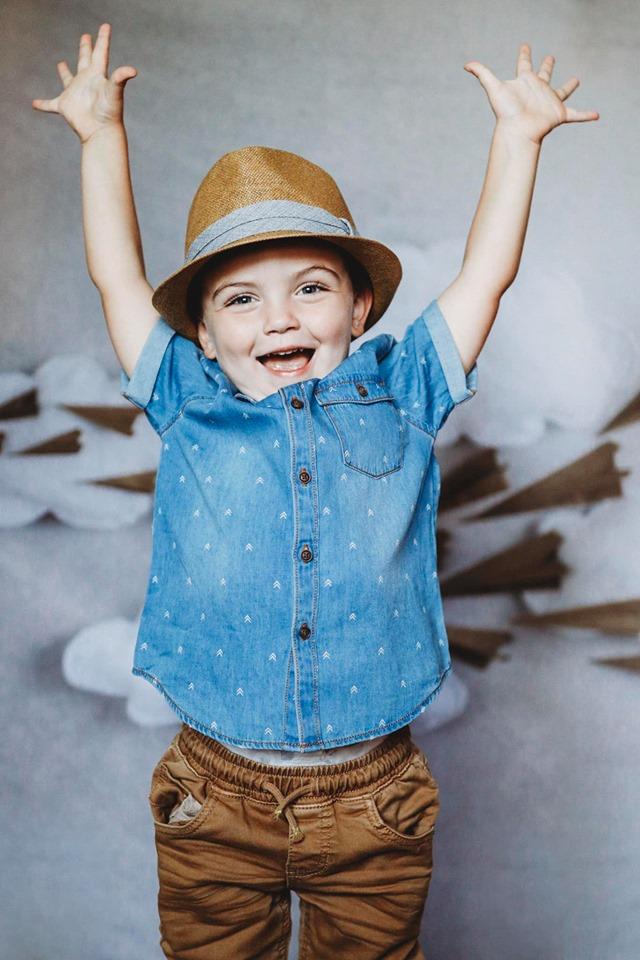 Katebackdrop£ºKate Paper Airplane with Clouds Children Backdrop for Photography Designed by Danette Kay Photography