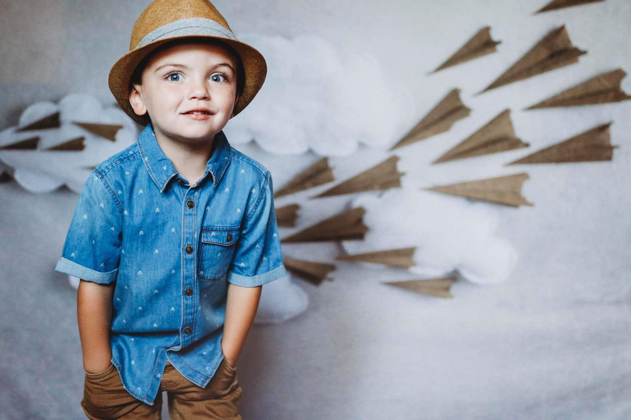 Katebackdrop£ºKate Paper Airplane with Clouds Children Backdrop for Photography Designed by Danette Kay Photography