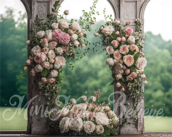 Pannelli dipinti per matrimoni all'aperto per la festa della mamma con sfondo di rose progettato da Mini MakeBelieve