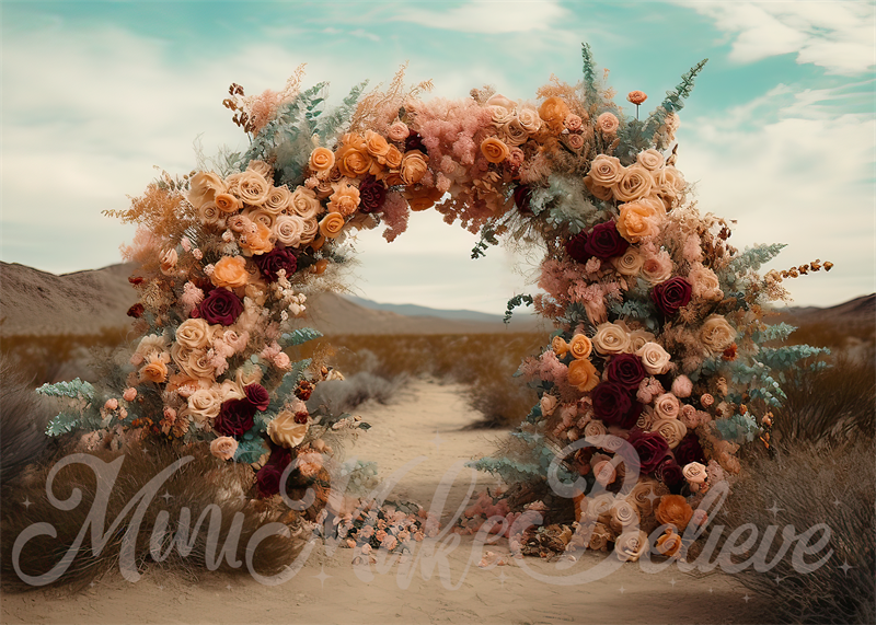 Schilderachtige fijne kunstbloemen boho woestijnboog achtergrond ontworpen door Mini MakeBelieve