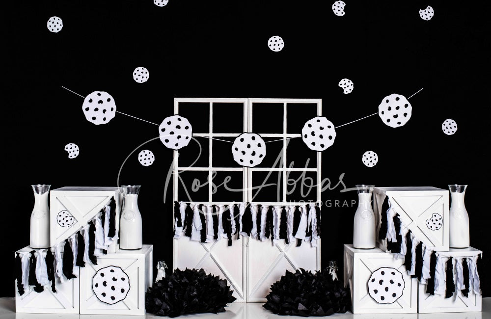 Kate Black White Cookies Backdrop Cake Smash Designed By Rose Abbas