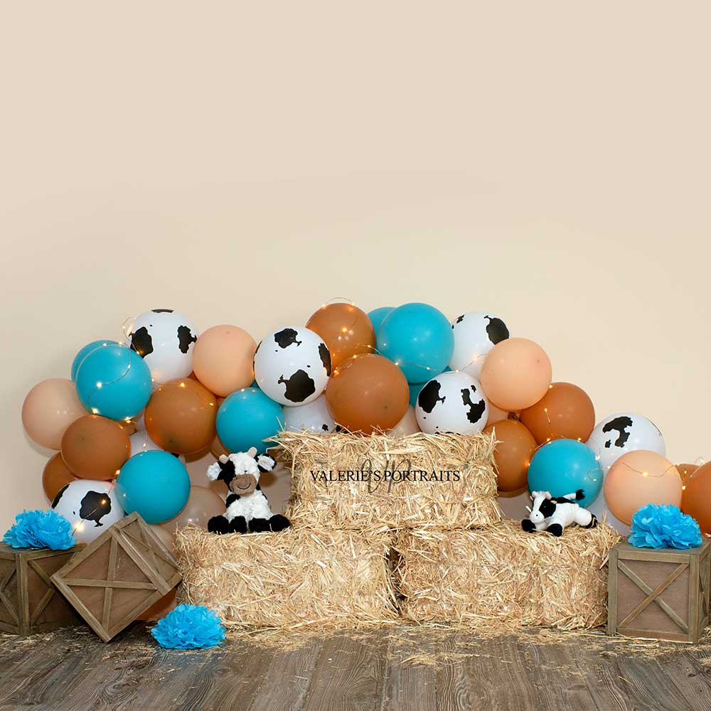 Nutmeg - Sweet little Cow themed first birthday | Facebook